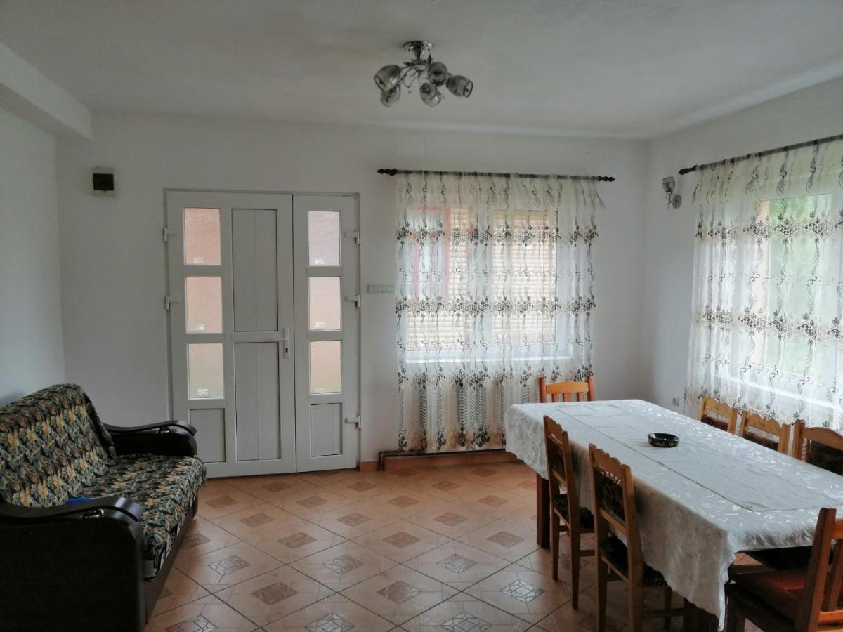 Casa Dorina Villa Törcsvár Kültér fotó